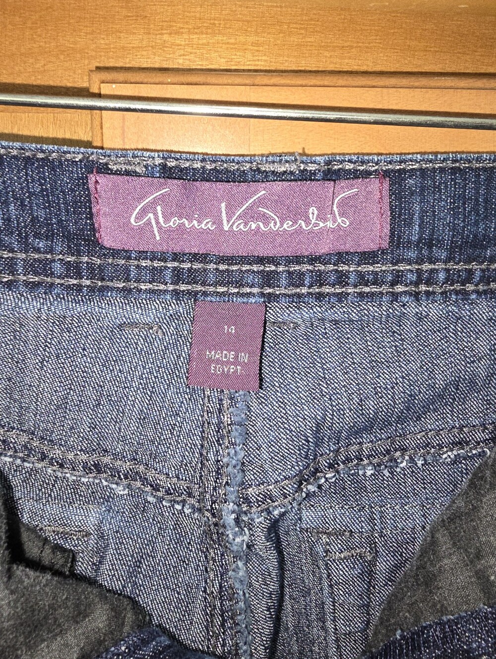 Gloria Vanderbilt Dark Blue Straight Leg Jeans - Picture 5 of 6